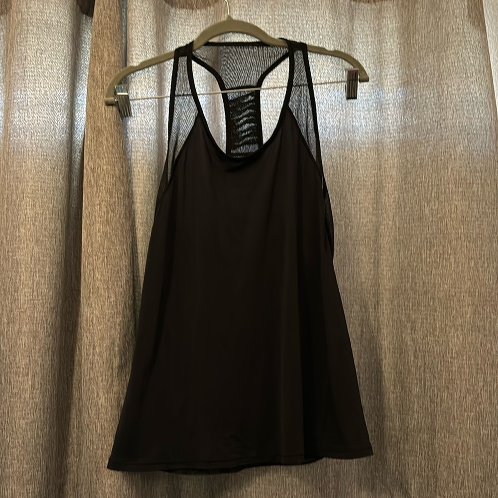 Lululemon tank tops for women